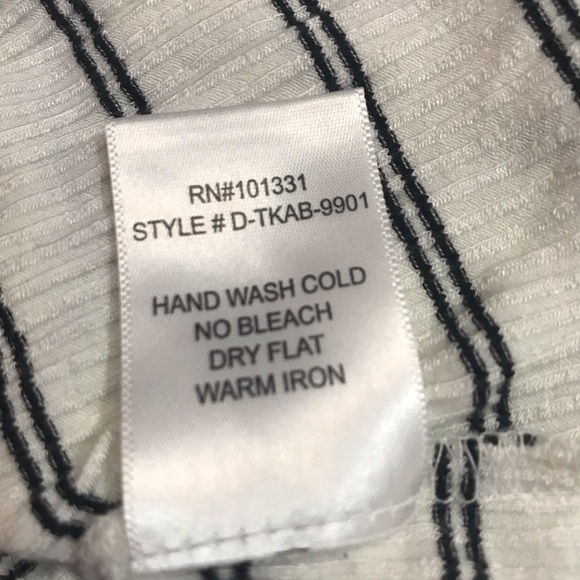 CHARLOTTE RUSSE Long Sleeve Top Shirt/ Size: XL - Picture 8 of 8